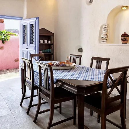 Georgilas Cave House * Naxos City