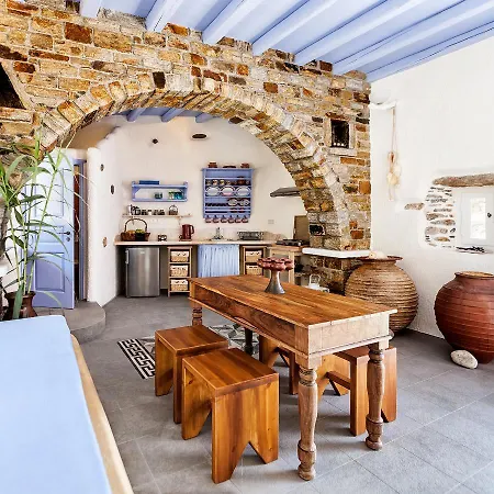 Georgilas Cave House * Naxos City