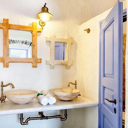 Georgilas Cave House * Naxos City