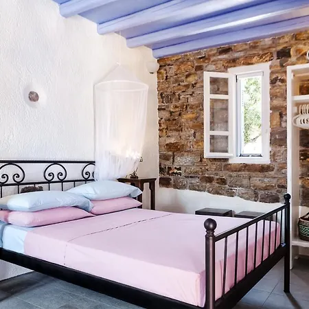 Georgilas Cave House
