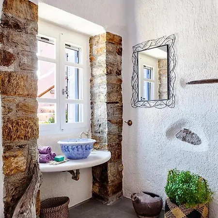 Georgilas Cave House Naxos City